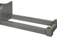 This kerb memorial has a highlighted ribbon and wild flower ornament - shown in avon grey granite.
Overall 30" (h) x 30" (w) x 78" (d)
Product code - EC101