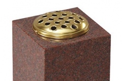 Square vase - shown in ruby red granite.7" (h) x 7" (w) x 7" (d)Product code -  16206